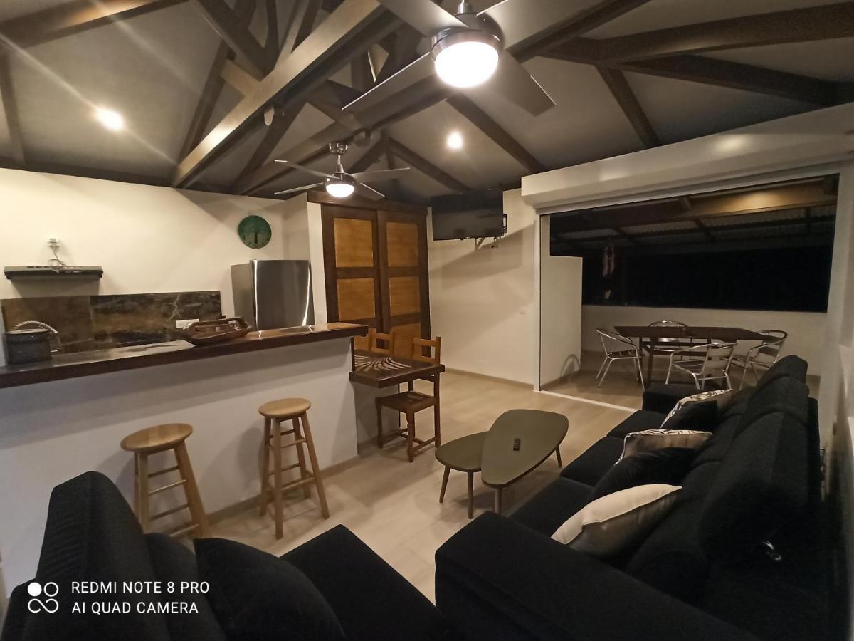 La Maison Du Voyage Tevaitoa Luaran gambar